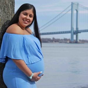 Maternity dress for baby shower or photo op